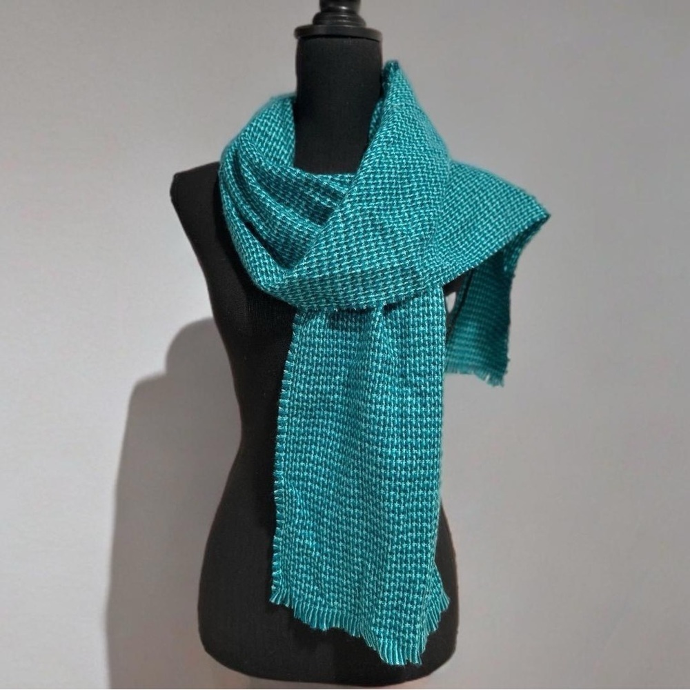 Land’s End NWT Teal Aqua Turquoise Checked Woven Scarf. Soft & Lightweight Blue - Picture 8 of 16
